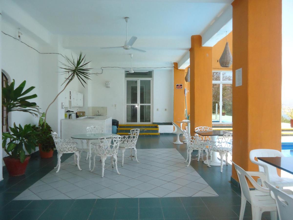 Casa Mexicana La Reyna Манзанило Екстериор снимка